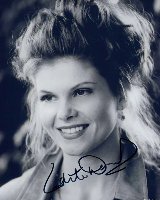 Lolita Davidovich autograph