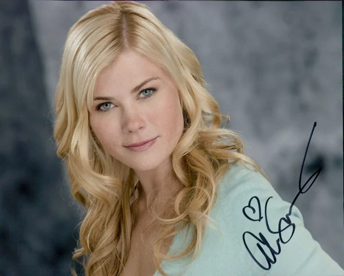 Alison Sweeney autograph
