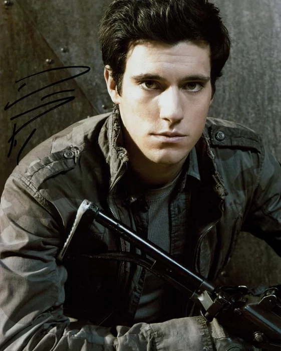Drew Roy autograph