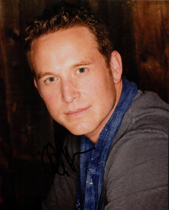 Cole Hauser autograph
