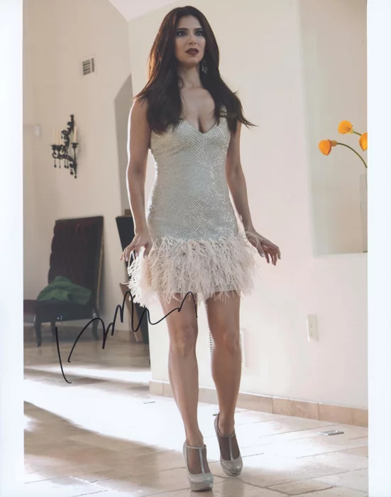 Roselyn Sanchez autograph