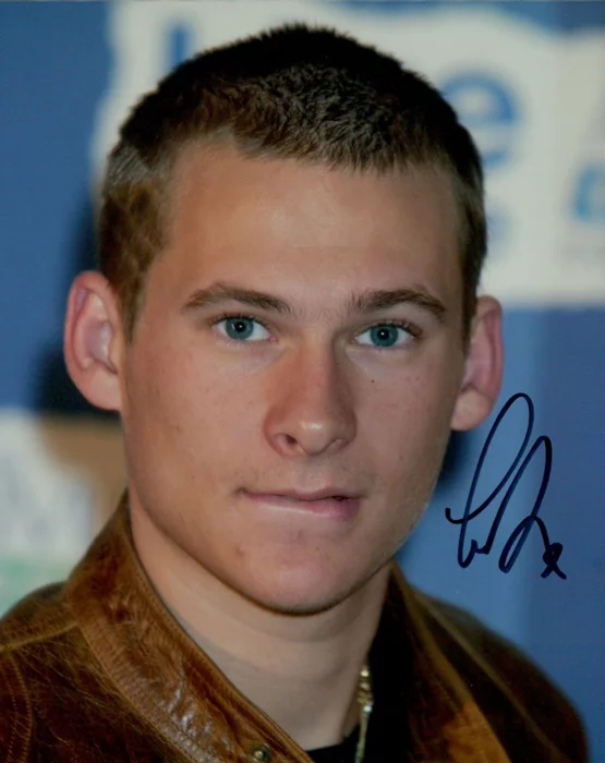 Lee Ryan autograph