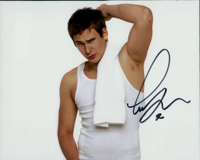 Lee Ryan autograph