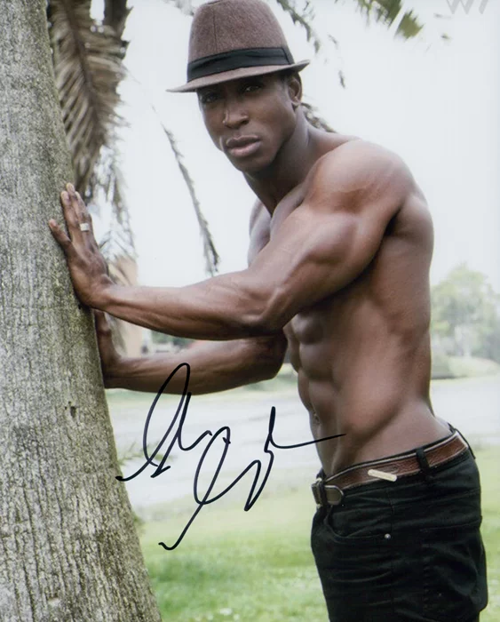 Shaka Smith autograph