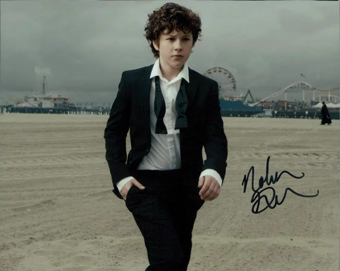 Nolan Gould autograph