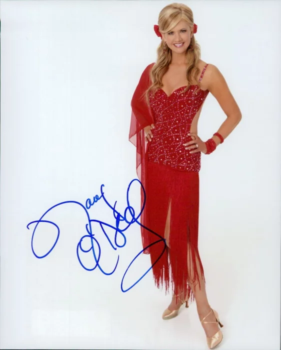 Nancy O'Dell autograph