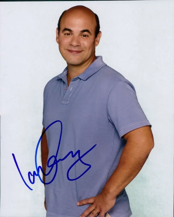 Ian Gomez autograph