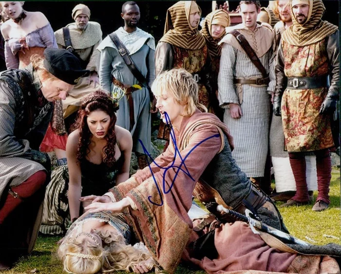 Gabriel  Mann autograph