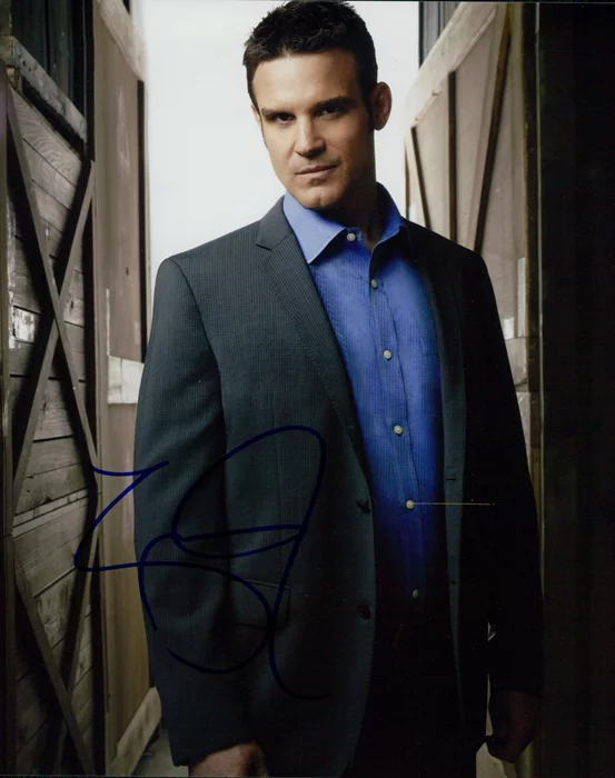 Eddie McClintock autograph