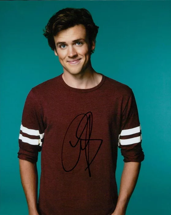 Jack Cutmore-Scott autograph