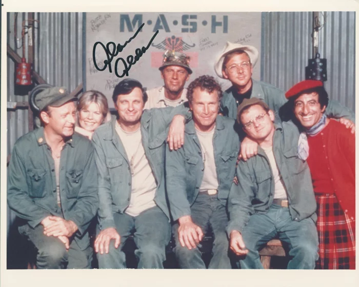 Alan Alda autograph