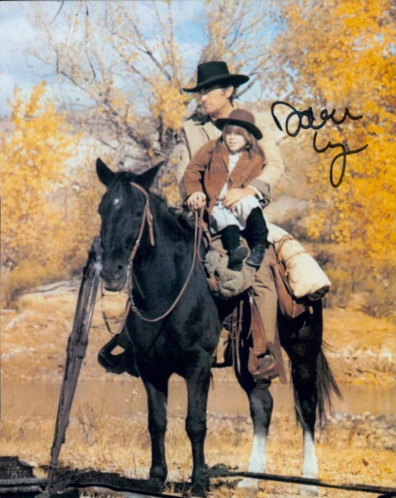 Dawn Lyn autograph