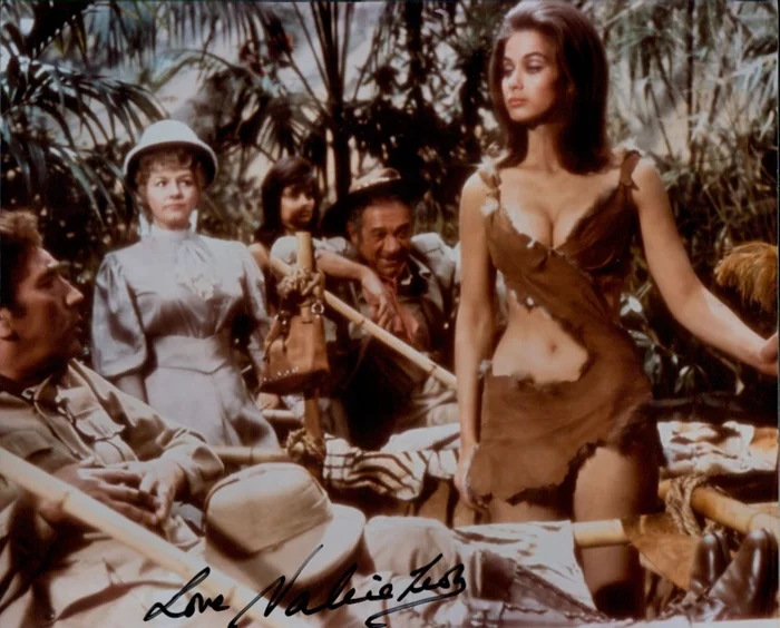 Valerie Leon autograph