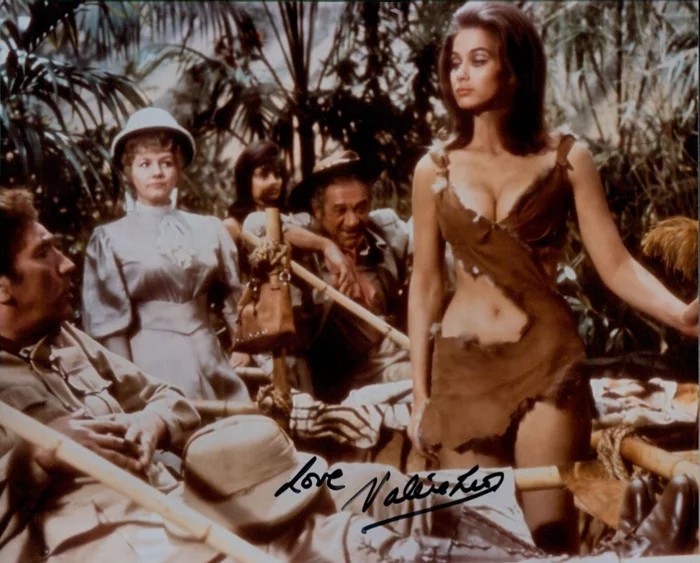 Valerie Leon autograph