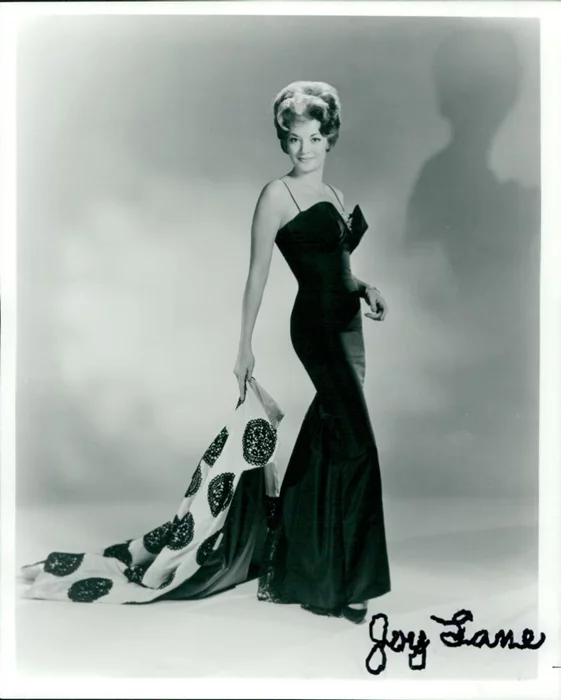 Joy Lane autograph