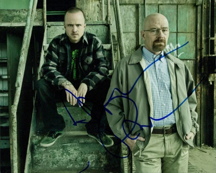 Aaron Paul autograph