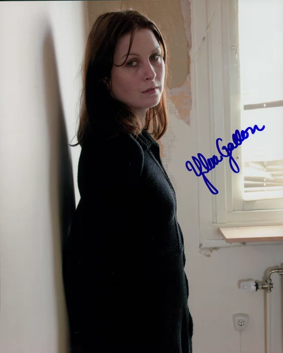 Ylva Gallon autograph
