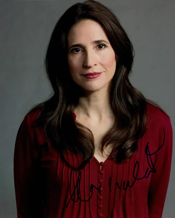 Michaela  Watkins autograph