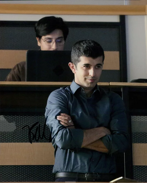 Behzad Dabu autograph