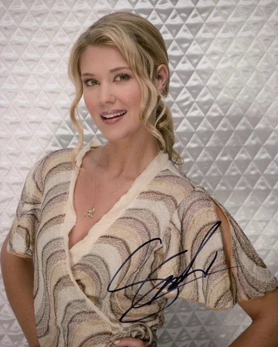 Sarah Lancaster autograph