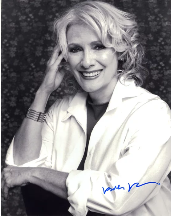 Betty Buckley autograph