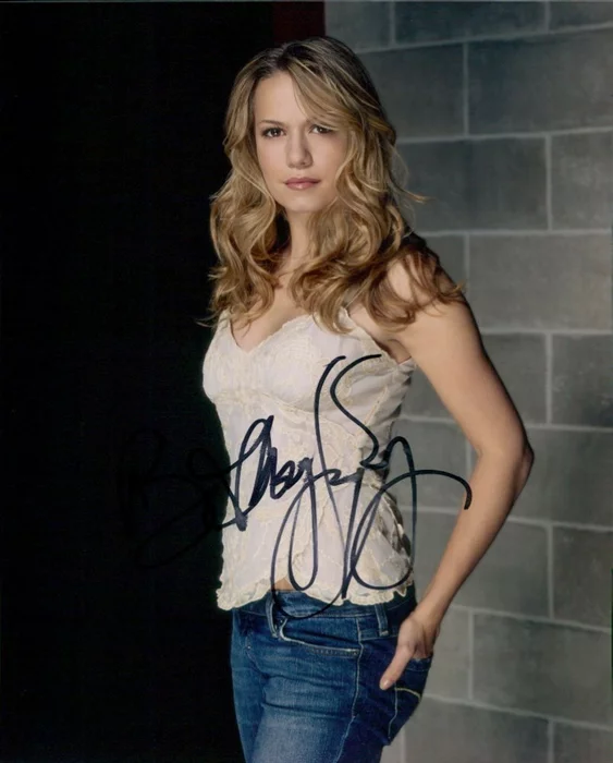 Bethany Joy Lenz autograph