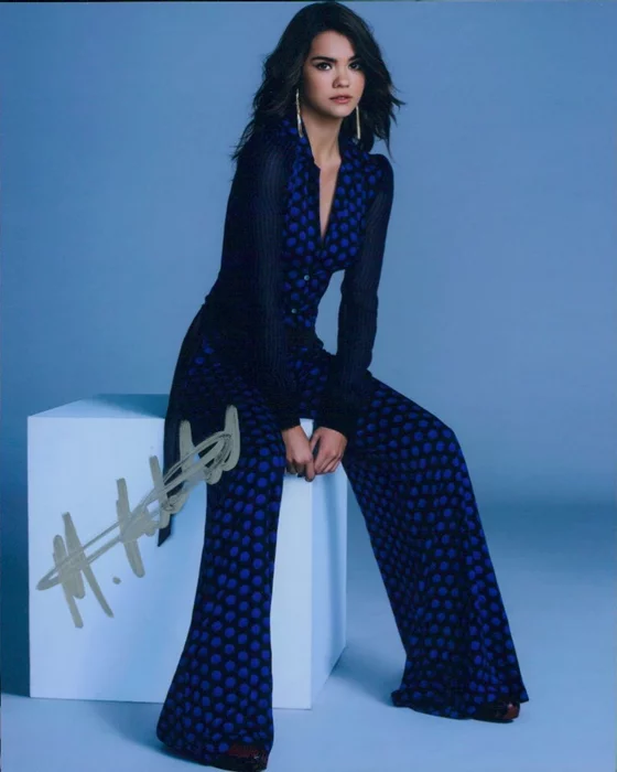Maia Mitchell autograph