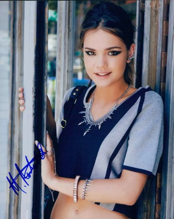 Maia Mitchell autograph