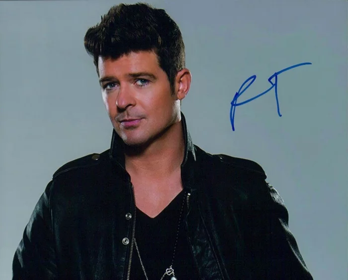 Robin Thicke autograph