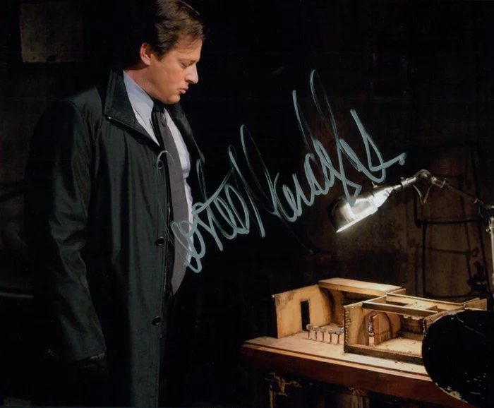 Costas Mandylor autograph