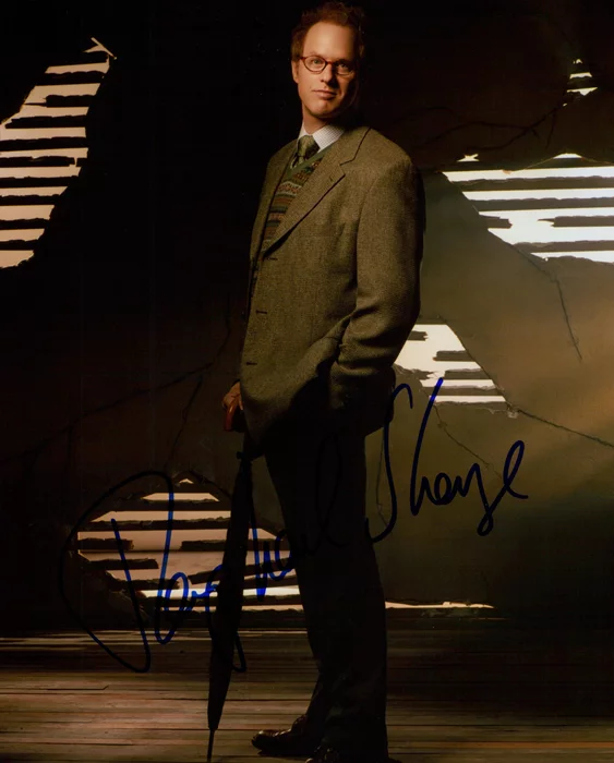Raphael  Sbarge autograph