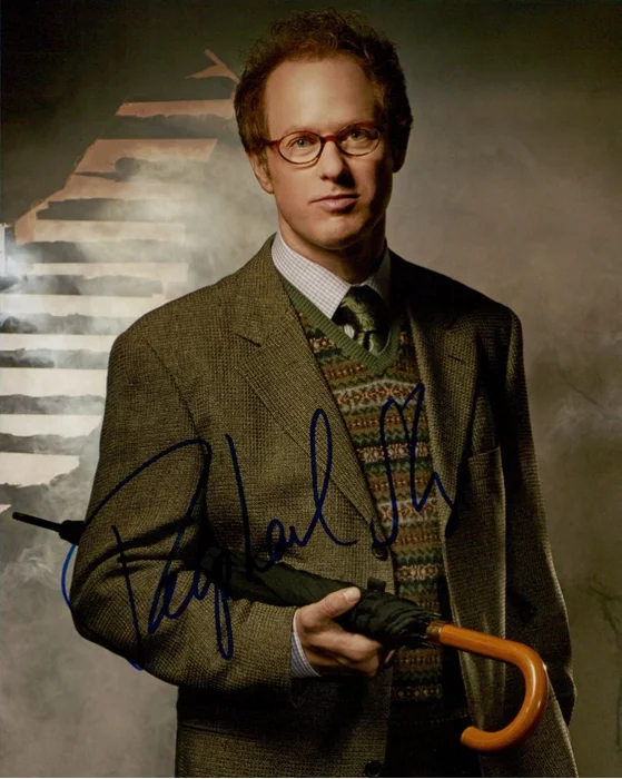 Raphael  Sbarge autograph