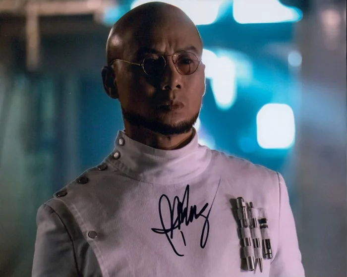 BD Wong autograph