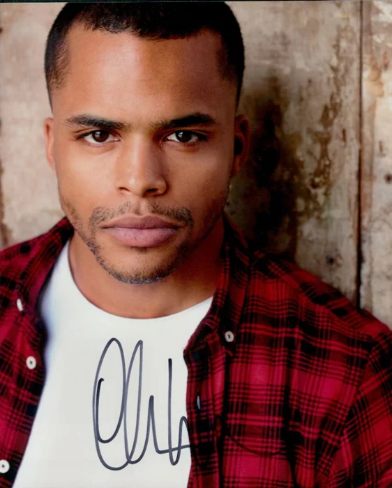 Chris Warren autograph