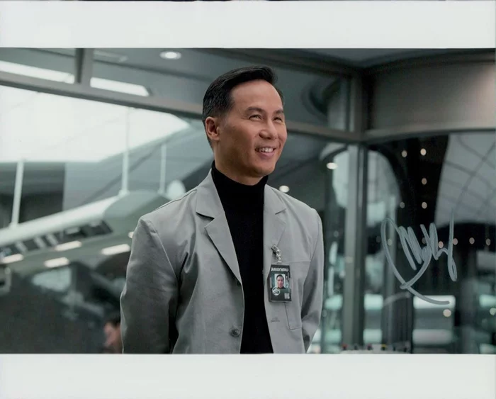 BD Wong autograph