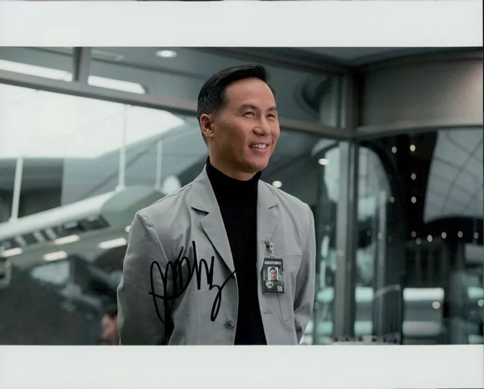 BD Wong autograph