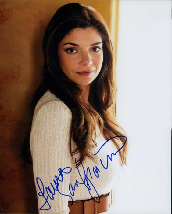 Laura San Giacomo autograph