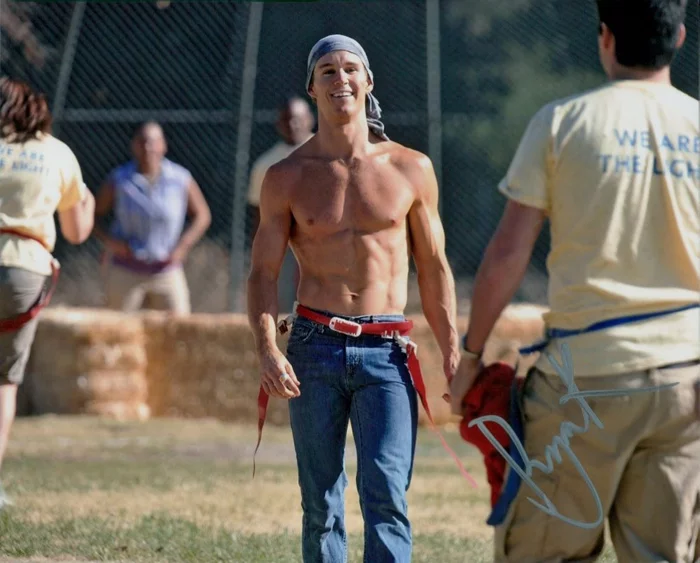 Ryan Kwanten autograph