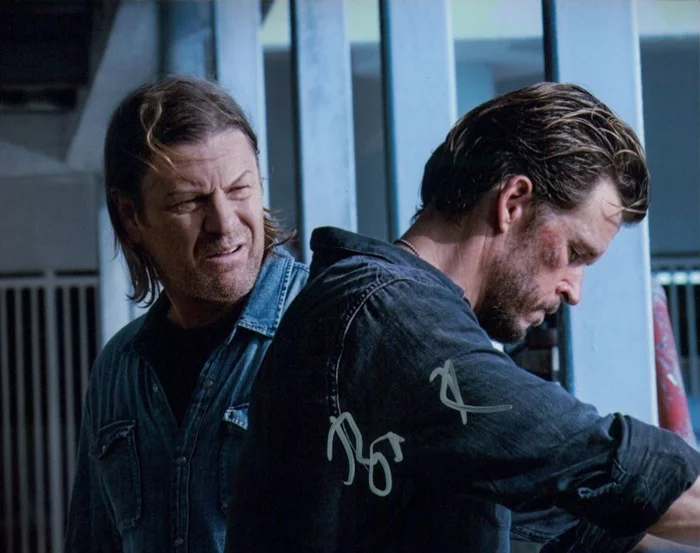 Ryan Kwanten autograph