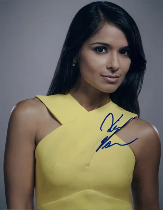 Dilshad Vadsaria autograph