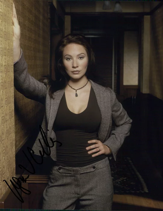 Lynn Collins autograph