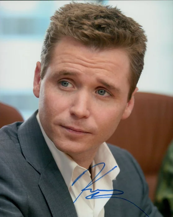 Kevin Connolly autograph