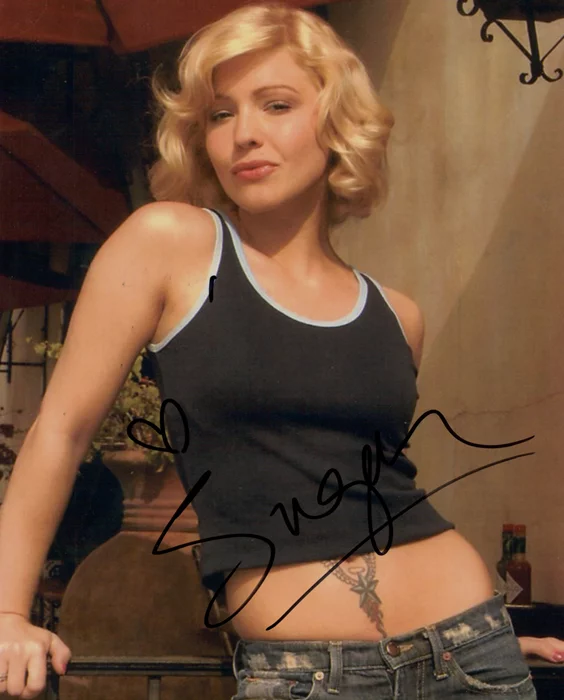 Jessica Kiper autograph