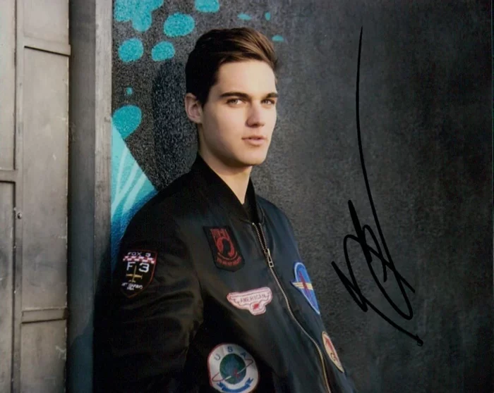 Nick Merico autograph