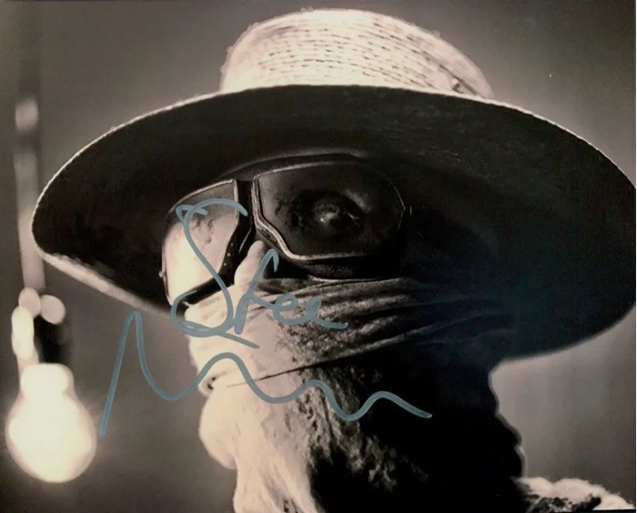 Stephen Merchant autograph