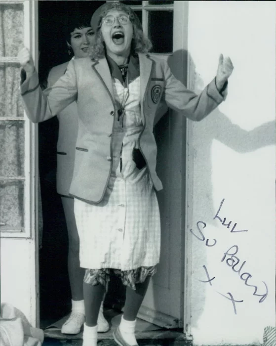 Su Pollard autograph