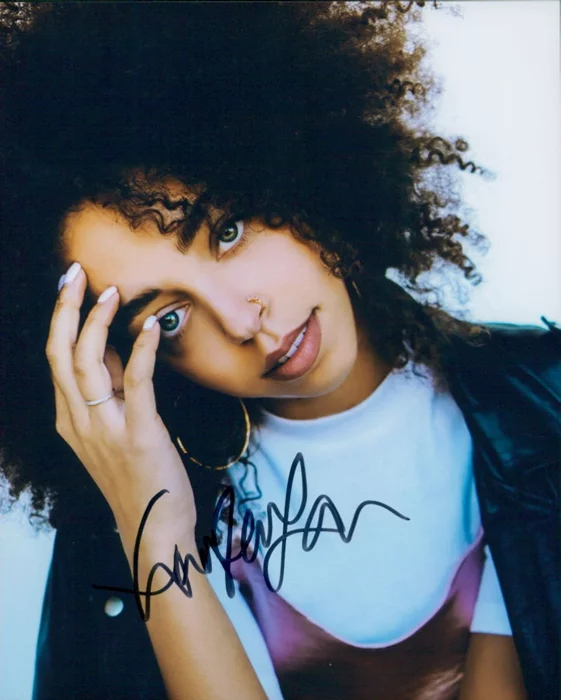 Hayley Law autograph