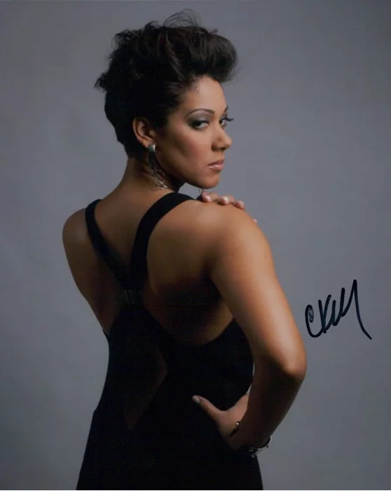 Cynthia Kaye McWilliams autograph