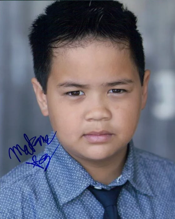 Makana Say autograph