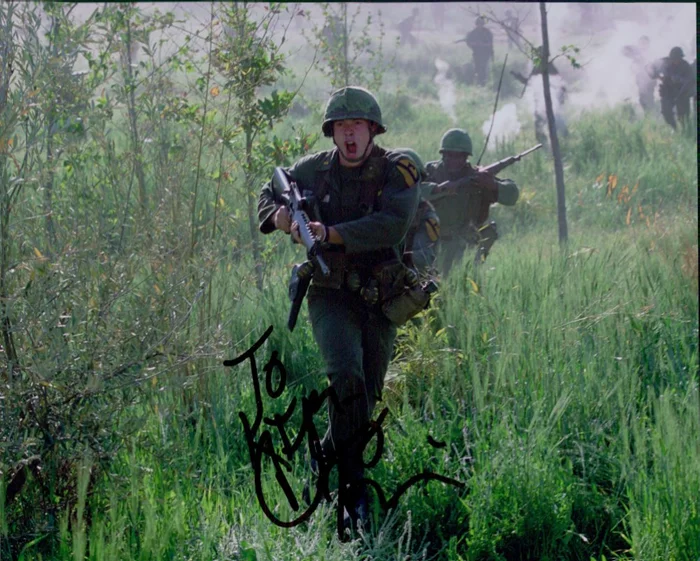 Chris Klein autograph